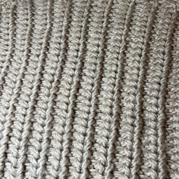 Knit sweater - Picture 2 of 3